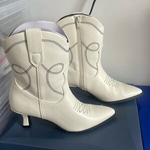 New White Cowgirl Boots